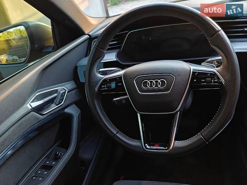Внедорожник / Кроссовер Audi e-tron 2019 в Хмельницком