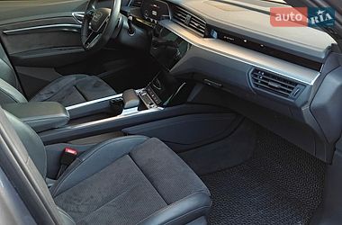 Внедорожник / Кроссовер Audi e-tron 2019 в Хмельницком