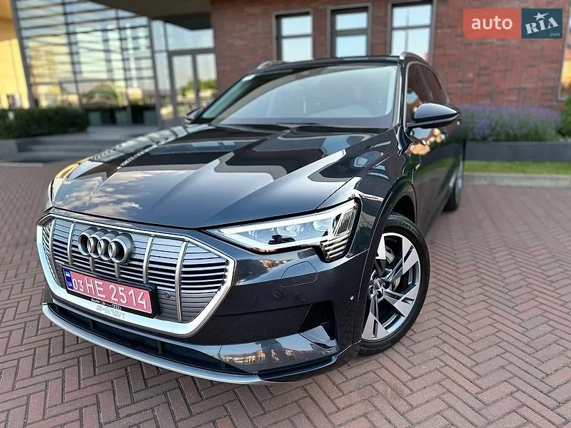 Audi e-tron 2019