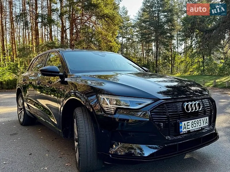 Audi e-tron 2022