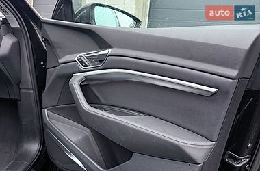 Позашляховик / Кросовер Audi e-tron 2019 в Луцьку