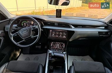 Внедорожник / Кроссовер Audi e-tron 2019 в Дрогобыче