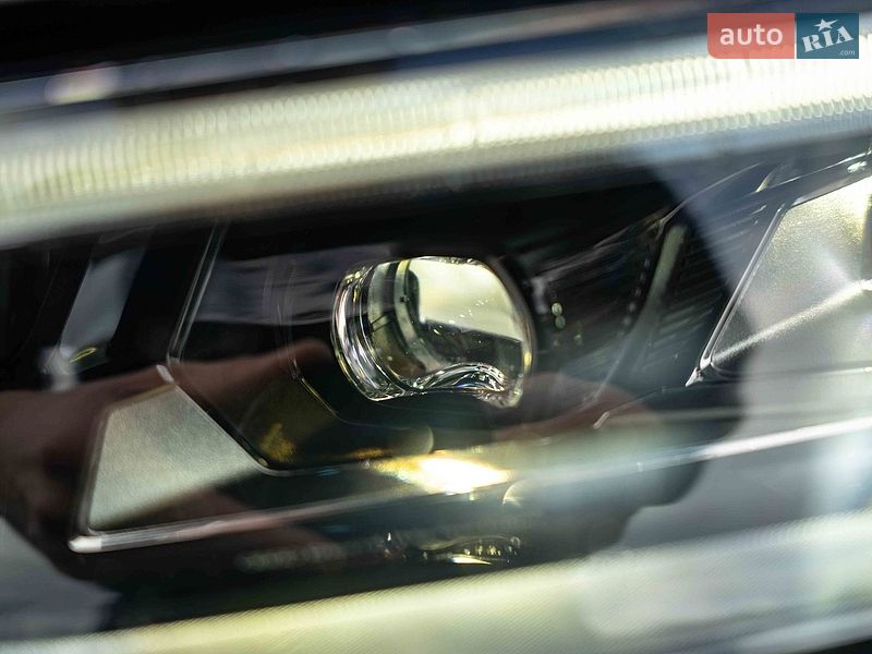 Позашляховик / Кросовер Audi e-tron 2020 в Чернівцях