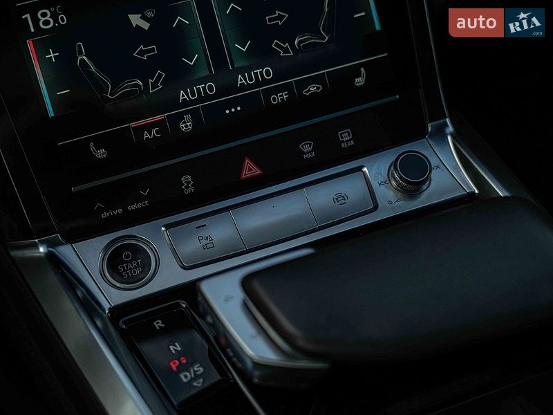 Позашляховик / Кросовер Audi e-tron 2020 в Чернівцях