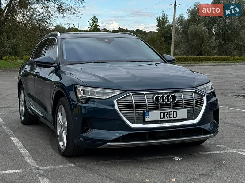Audi e-tron 2019