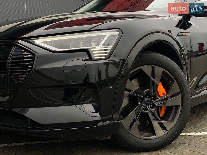 Внедорожник / Кроссовер Audi e-tron 2022 в Киеве