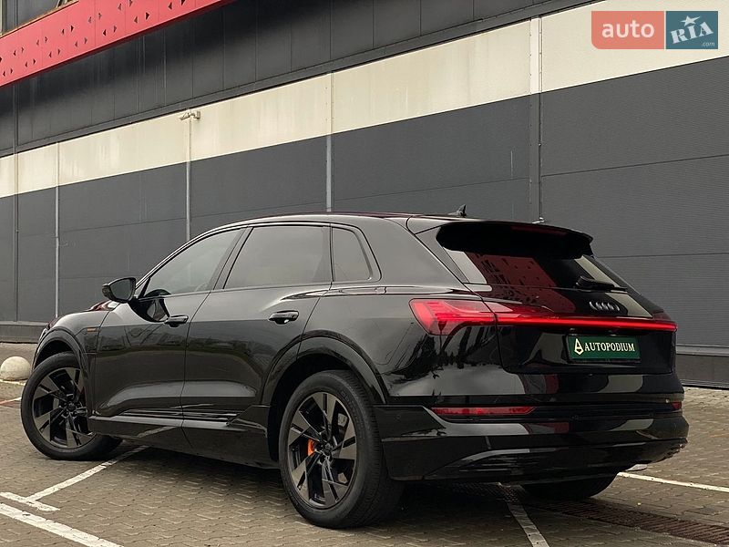 Внедорожник / Кроссовер Audi e-tron 2022 в Киеве