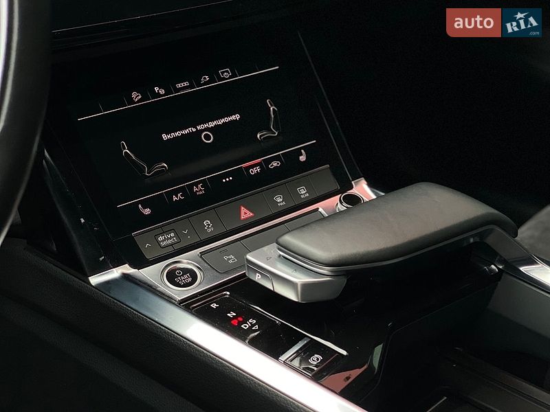 Внедорожник / Кроссовер Audi e-tron 2022 в Киеве