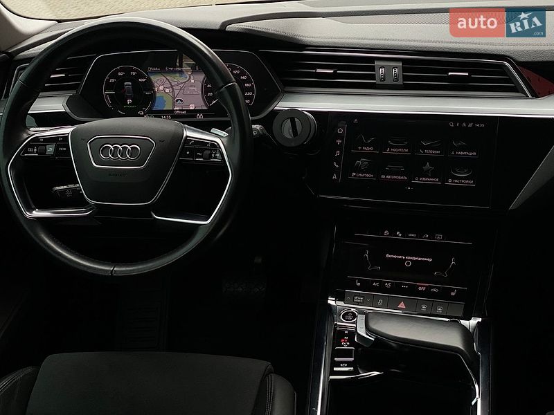 Внедорожник / Кроссовер Audi e-tron 2022 в Киеве