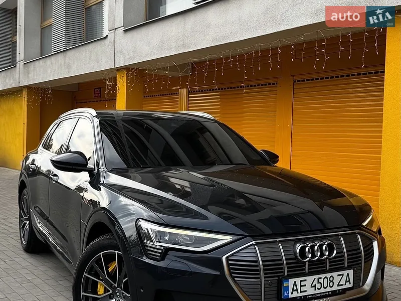 Audi e-tron 2020