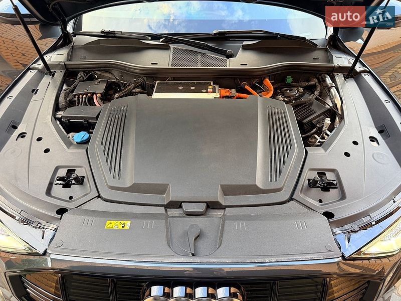 Позашляховик / Кросовер Audi e-tron 2022 в Вінниці фото 30 Позашляховик / Кросовер Audi e-tron 2022 в Вінниці