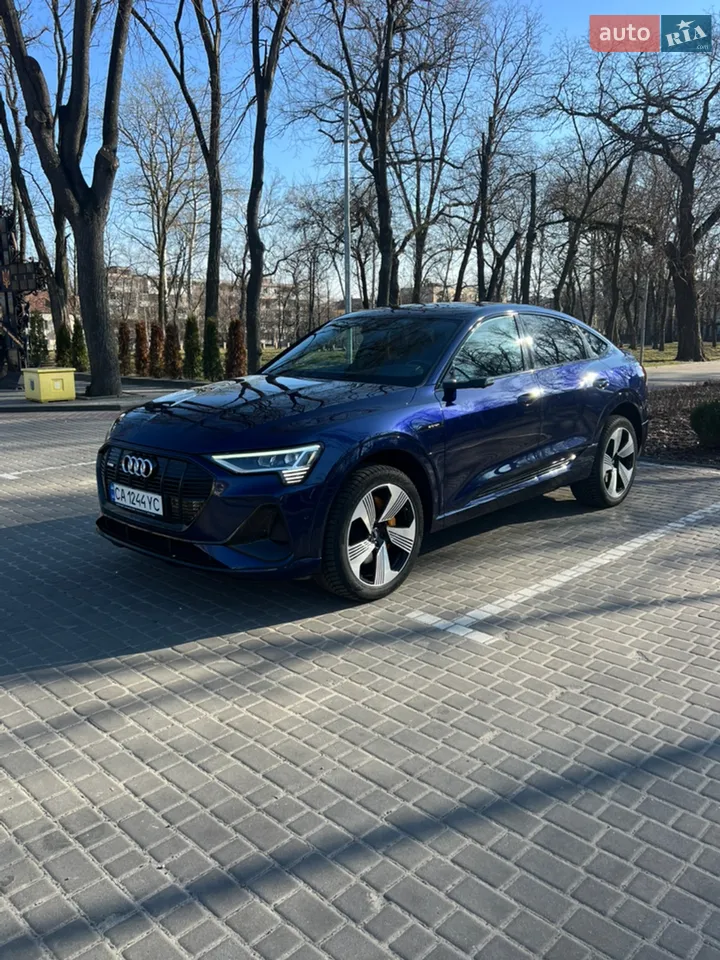 2020 Audi e-tron Sportback - мініатюра 39