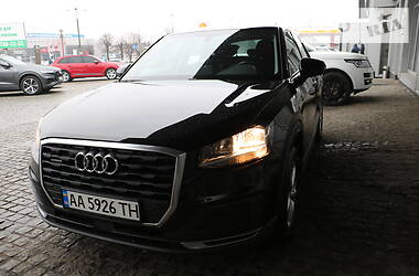 Позашляховик / Кросовер Audi Q2 2017 в 
