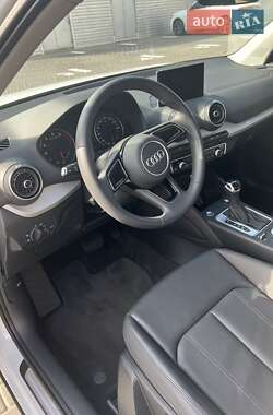 Внедорожник / Кроссовер Audi Q2 2023 в 