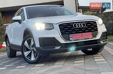 Внедорожник / Кроссовер Audi Q2 2017 в 