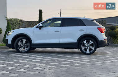 Внедорожник / Кроссовер Audi Q2 2017 в 