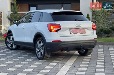 Внедорожник / Кроссовер Audi Q2 2017 в 