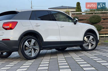 Внедорожник / Кроссовер Audi Q2 2017 в 