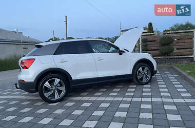 Внедорожник / Кроссовер Audi Q2 2017 в 