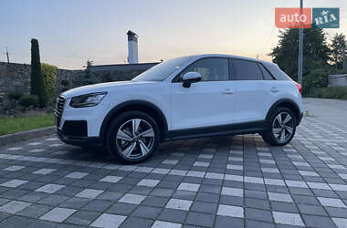 Внедорожник / Кроссовер Audi Q2 2017 в 