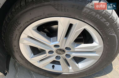 Внедорожник / Кроссовер Audi Q2 2023 в 