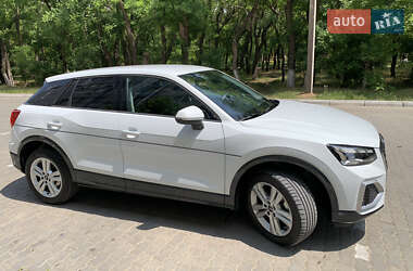 Внедорожник / Кроссовер Audi Q2 2023 в 