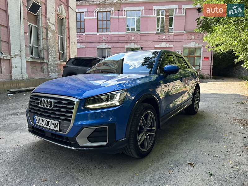 Внедорожник / Кроссовер Audi Q2 2017 в 