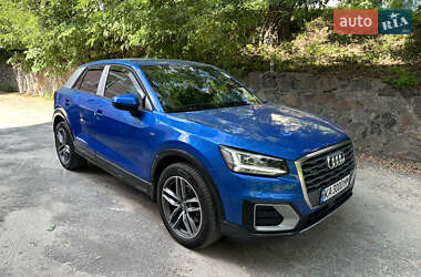 Внедорожник / Кроссовер Audi Q2 2017 в 