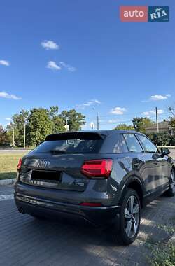 Внедорожник / Кроссовер Audi Q2 2017 в 