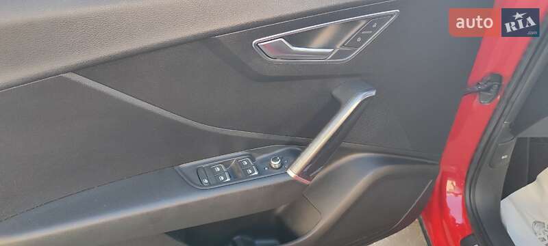 Позашляховик / Кросовер Audi Q2 2019 в Києві фото 13 Позашляховик / Кросовер Audi Q2 2019 в Києві