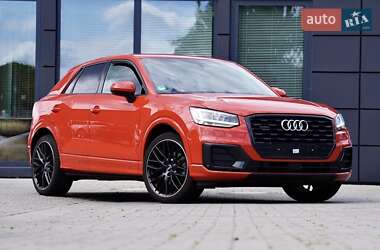Внедорожник / Кроссовер Audi Q2 2021 в 