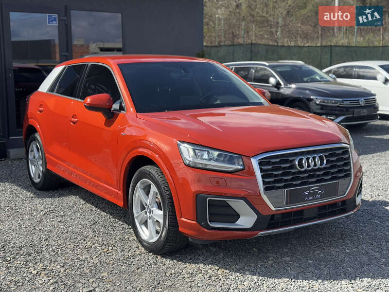 Внедорожник / Кроссовер Audi Q2 2016 в 
