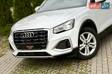 Внедорожник / Кроссовер Audi Q2 2023 в 