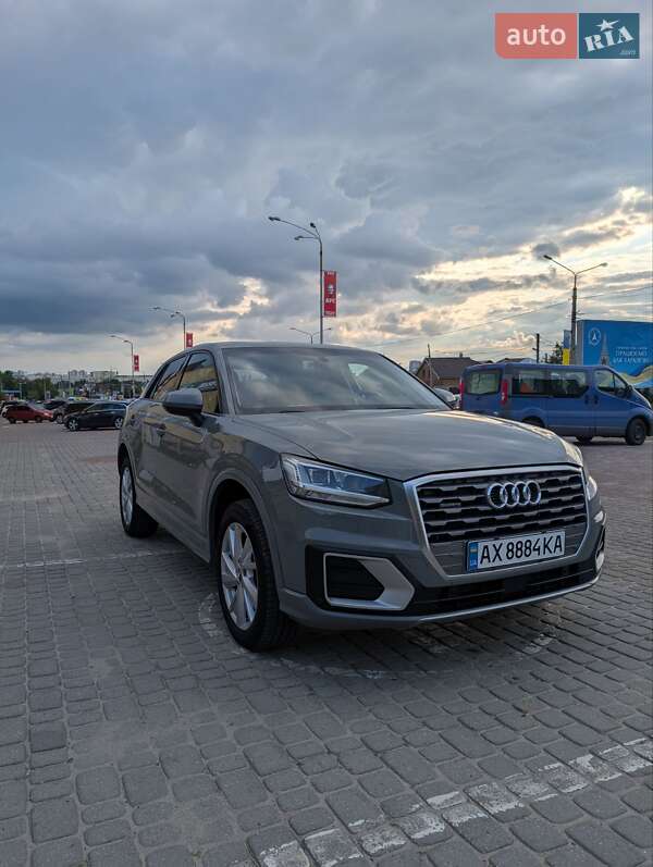 Внедорожник / Кроссовер Audi Q2 2018 в Харькове