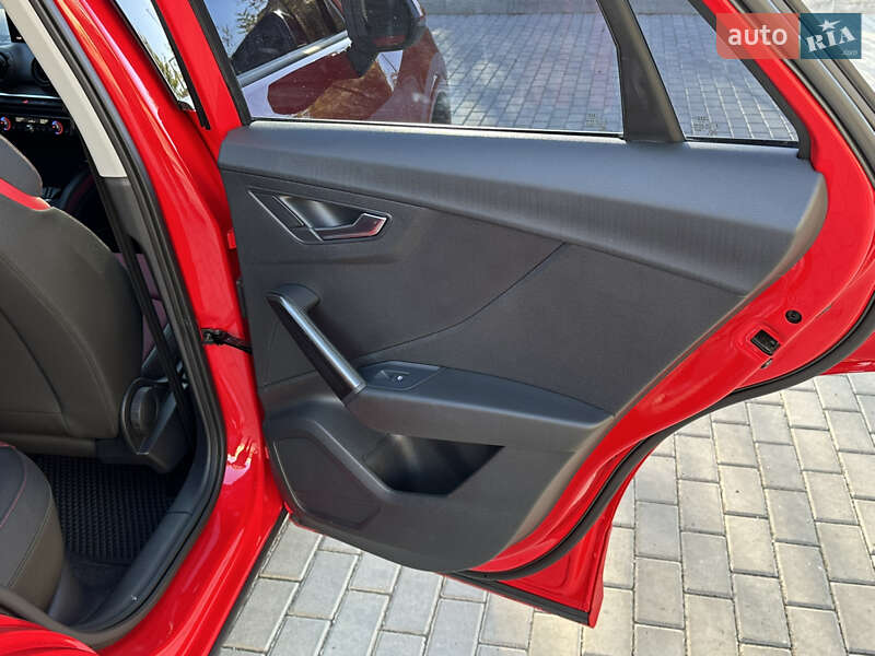 Позашляховик / Кросовер Audi Q2 2017 в Вінниці фото 46 Позашляховик / Кросовер Audi Q2 2017 в Вінниці