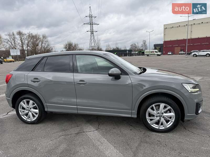 Позашляховик / Кросовер Audi Q2 2018 в Києві