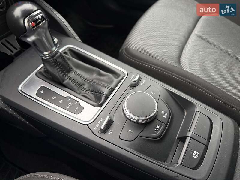 Позашляховик / Кросовер Audi Q2 2018 в Києві