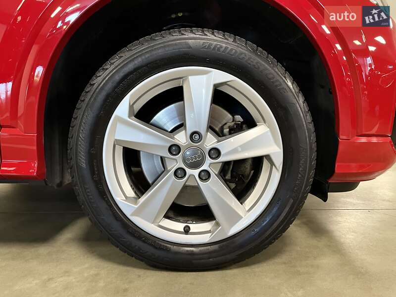 Позашляховик / Кросовер Audi Q2 2018 в Львові