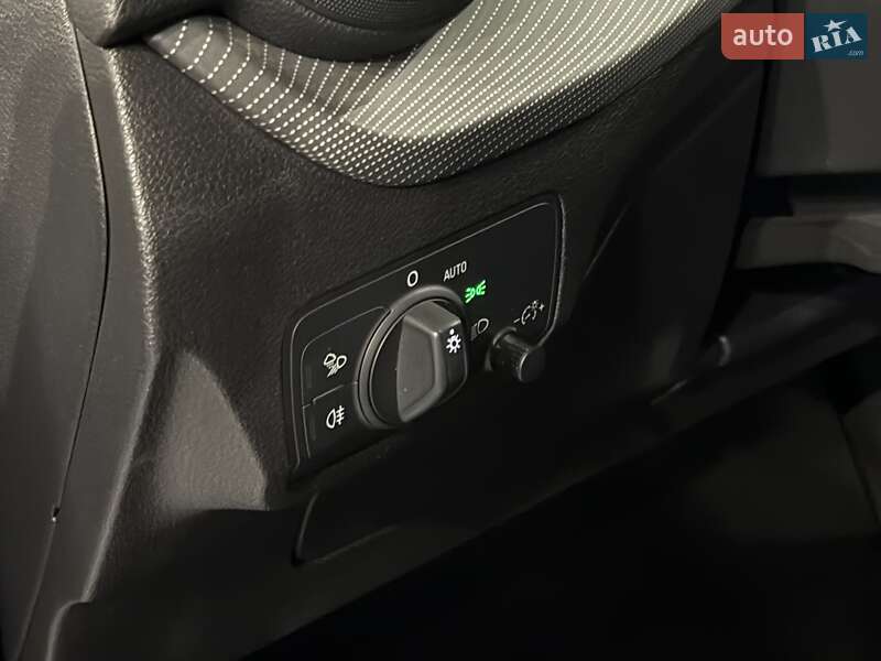 Внедорожник / Кроссовер Audi Q2 2017 в Одессе