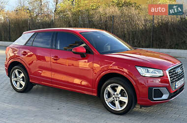 Позашляховик / Кросовер Audi Q2 2017 в Вінниці