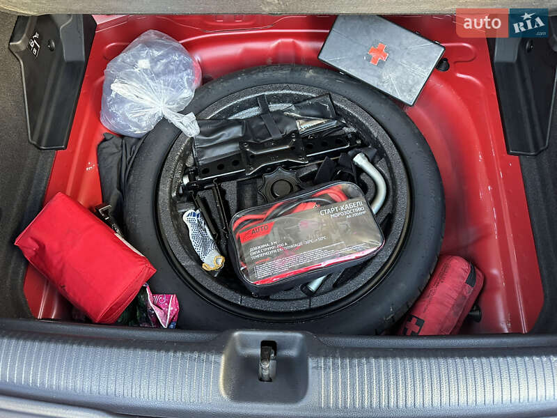 Внедорожник / Кроссовер Audi Q2 2017 в Виннице