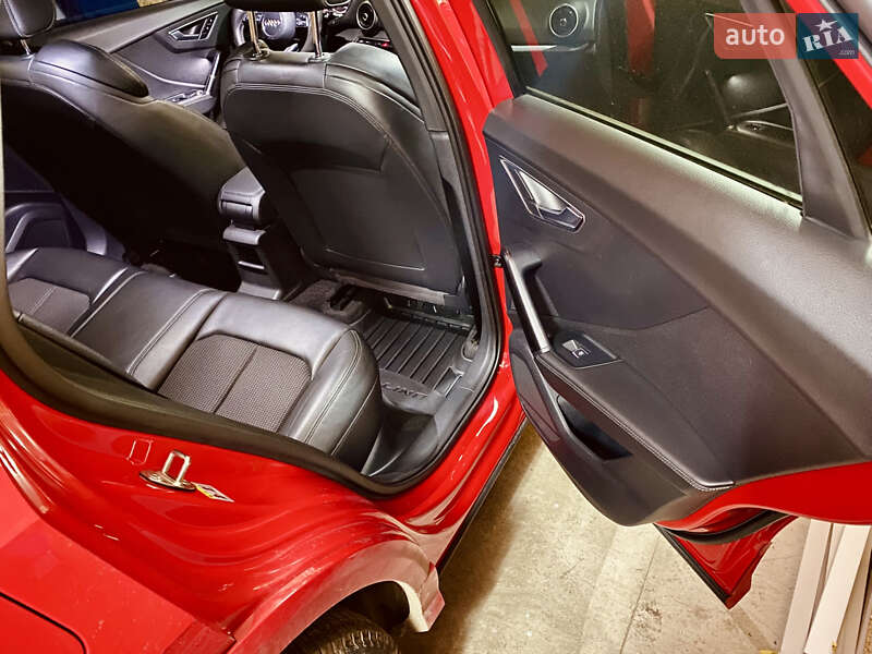 Внедорожник / Кроссовер Audi Q2 2016 в Одессе