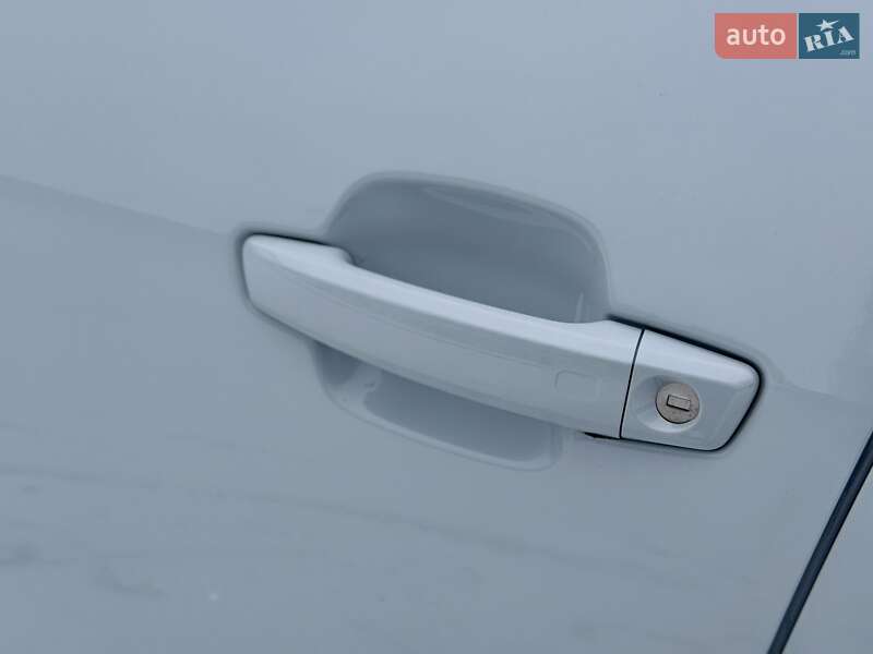 Позашляховик / Кросовер Audi Q2 2023 в Києві