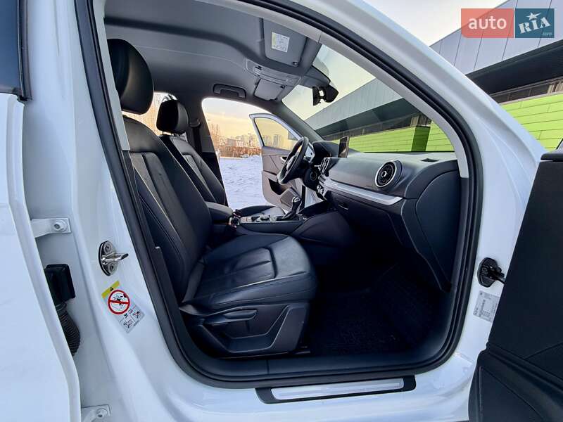 Позашляховик / Кросовер Audi Q2 2023 в Києві фото 44 Позашляховик / Кросовер Audi Q2 2023 в Києві