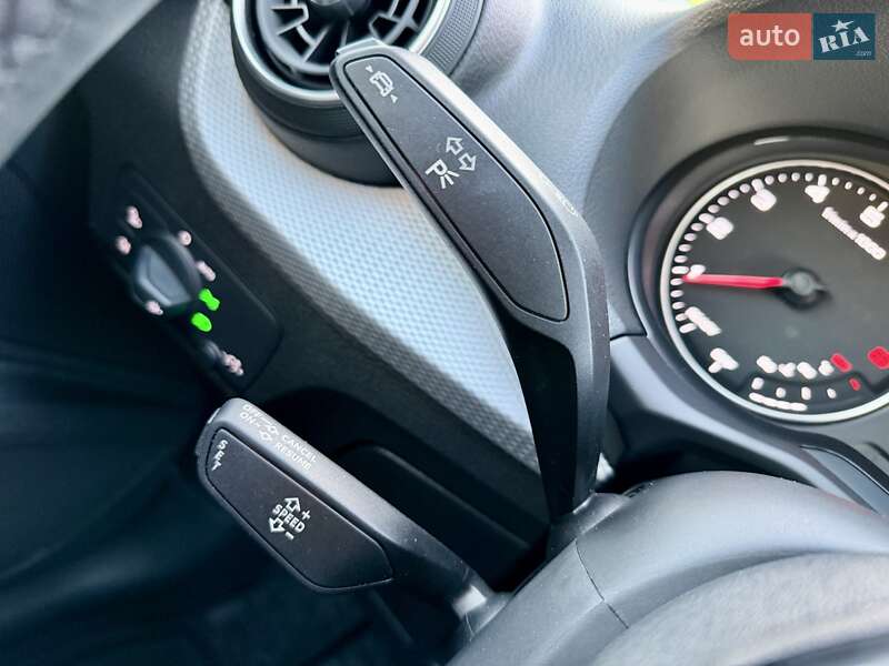 Позашляховик / Кросовер Audi Q2 2023 в Києві фото 61 Позашляховик / Кросовер Audi Q2 2023 в Києві