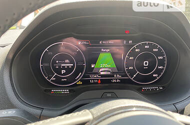 Внедорожник / Кроссовер Audi Q2L e-tron 2019 в 
