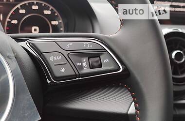 Позашляховик / Кросовер Audi Q2L e-tron 2022 в 