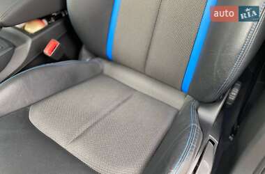 Внедорожник / Кроссовер Audi Q2L e-tron 2021 в 