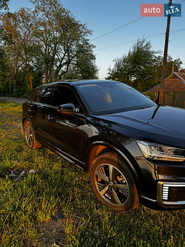 Позашляховик / Кросовер Audi Q2L e-tron 2021 в Кам'янському фото 14 Позашляховик / Кросовер Audi Q2L e-tron 2021 в Кам'янському
