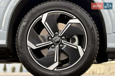Внедорожник / Кроссовер Audi Q2L e-tron 2022 в 